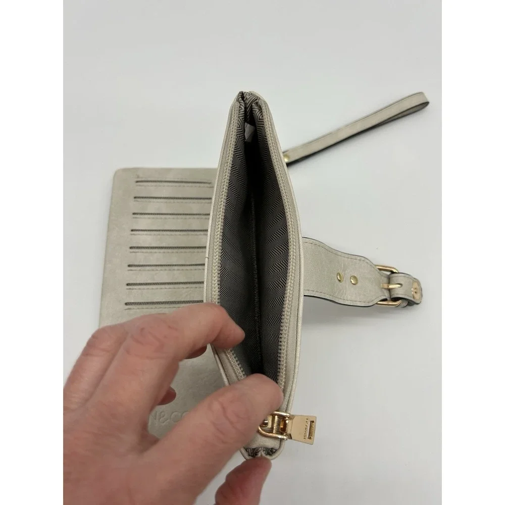 Jen & Co Vegan‎ Leather Buckle Wallet/Clutch w/Zip